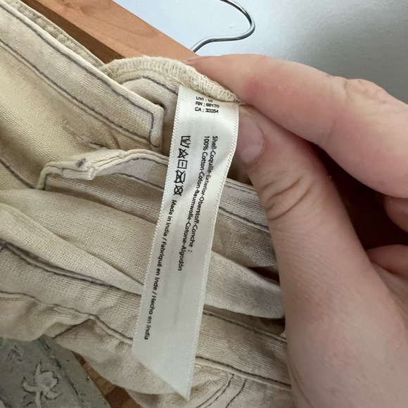 FREE PEOPLE ONE Penny Tie Short Raw Hem High Waisted Size 0 casual white - Picture 7 of 7